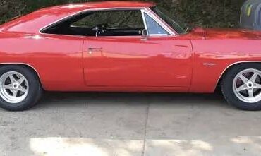 Dodge-charger-318-1968-red