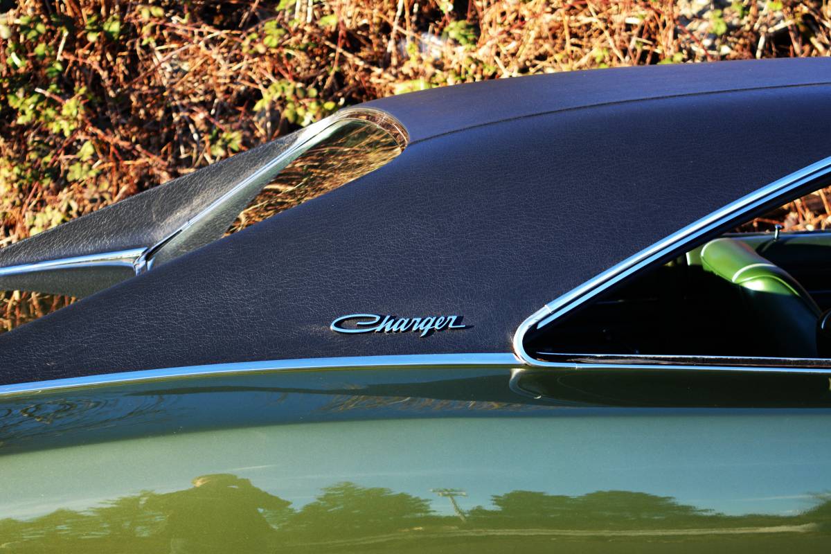 Dodge-charger-rt-1969-green-1