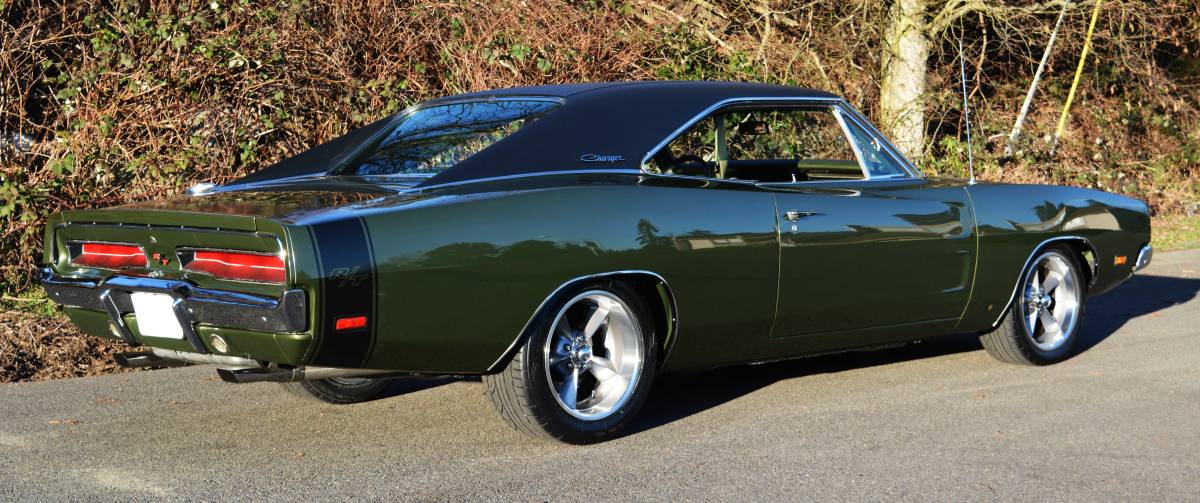 Dodge-charger-rt-1969-green-16