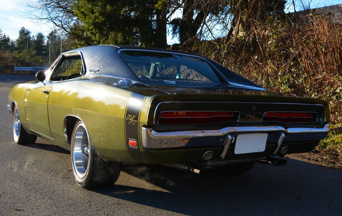 Dodge-charger-rt-1969-green-18