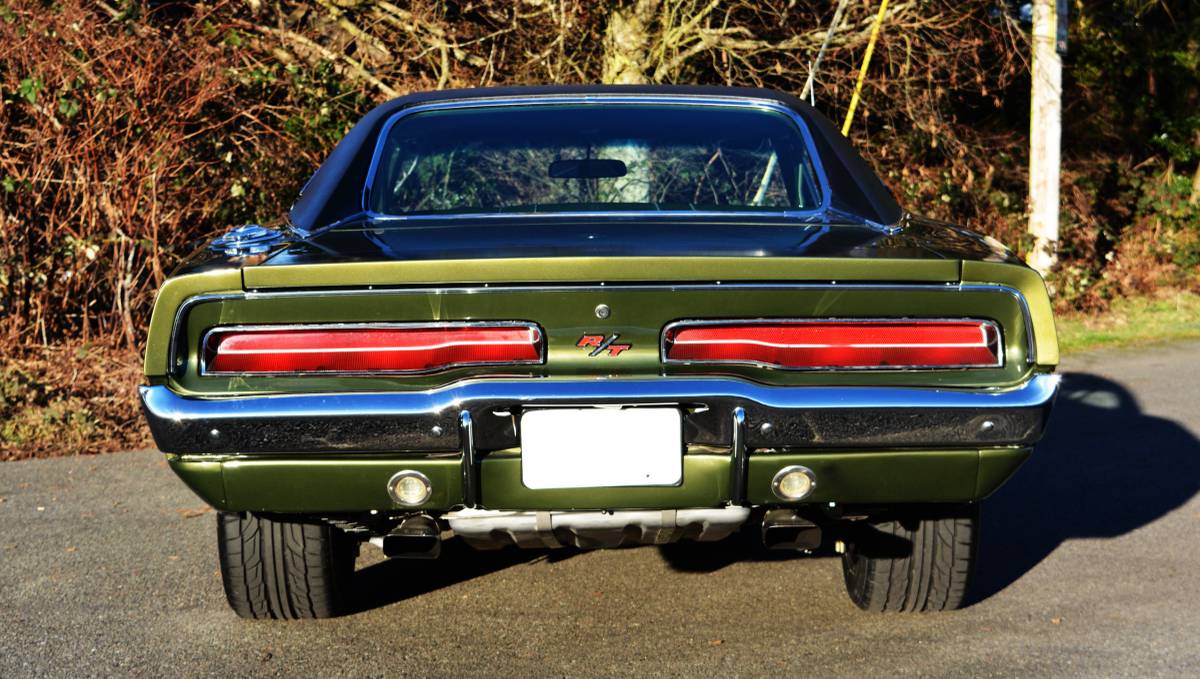Dodge-charger-rt-1969-green-19
