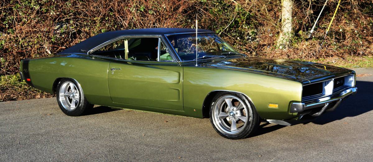 Dodge-charger-rt-1969-green-6