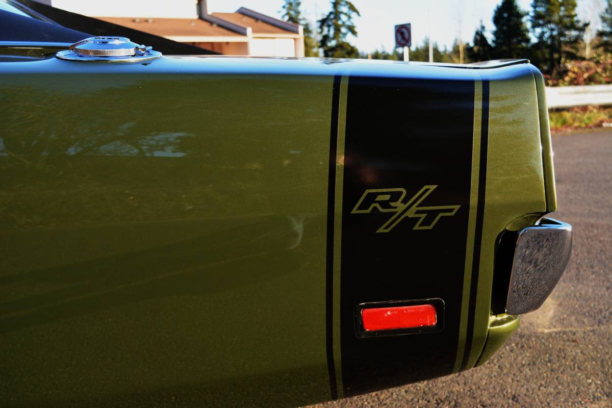 Dodge-charger-rt-1969-green