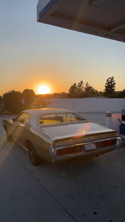Dodge-charger-se-1973-6