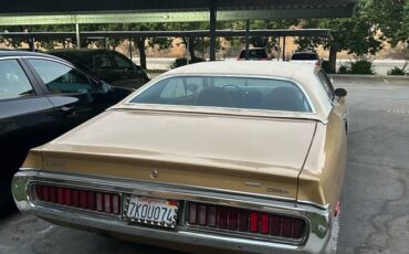 Dodge-charger-se-1973-7