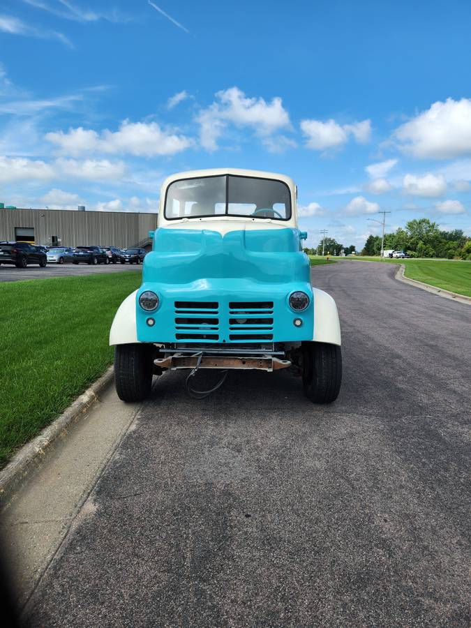 Dodge-coe-diesel-1950-blue