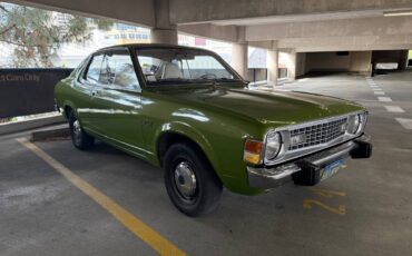 Dodge-colt-1974-green-1