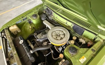 Dodge-colt-1974-green-13