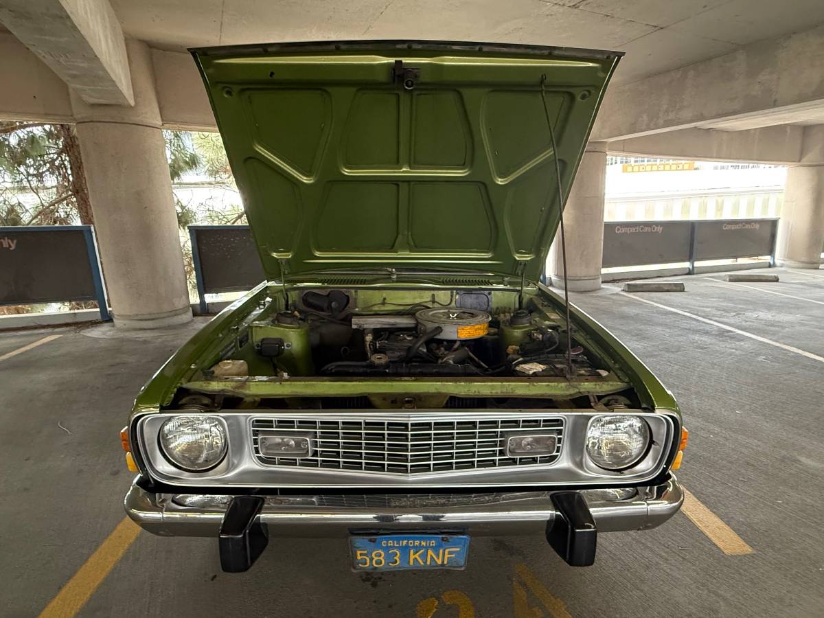 Dodge-colt-1974-green-14