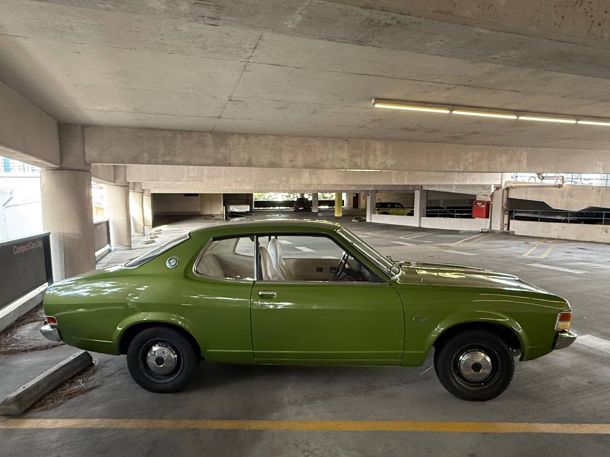Dodge-colt-1974-green-2