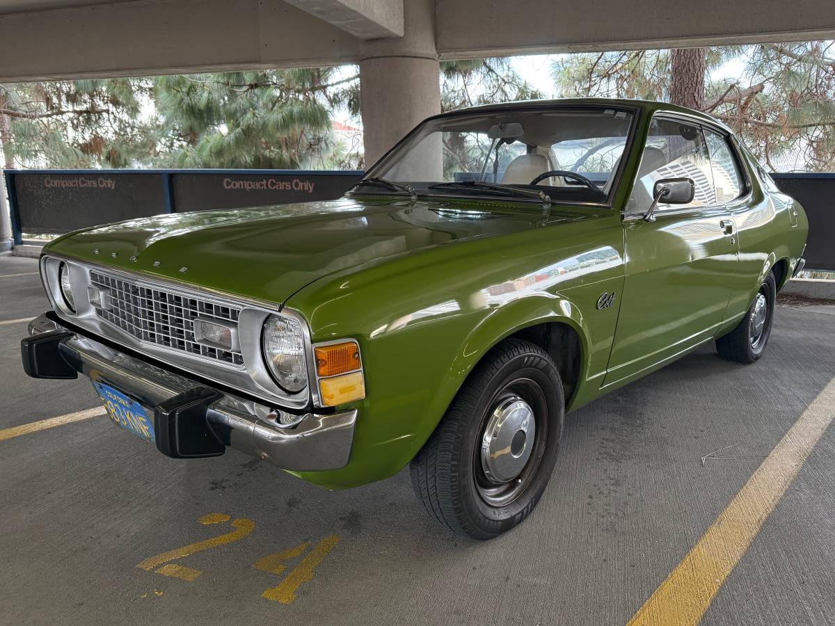 Dodge-colt-1974-green-6
