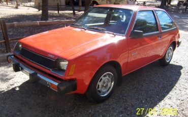 Dodge-colt-1980-orange-4