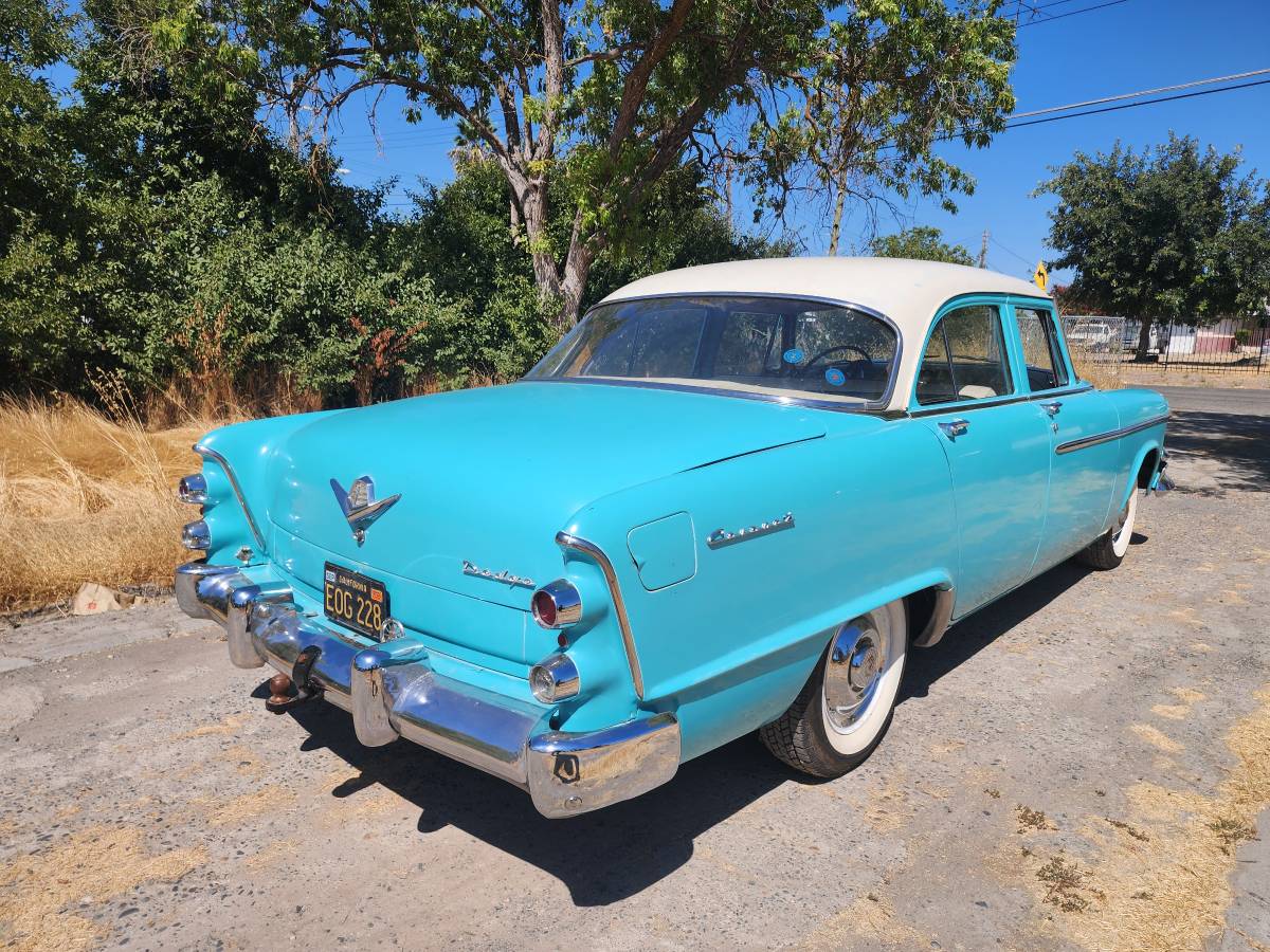Dodge-coronet-1955-blue-10