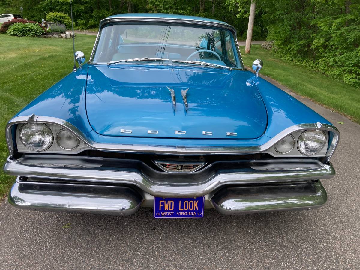 Dodge-coronet-1957-blue-1