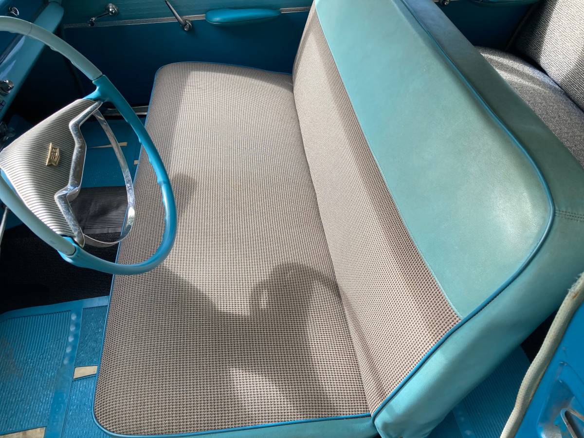 Dodge-coronet-1957-blue-10