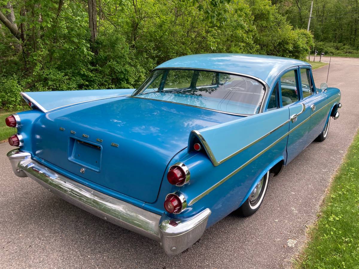 Dodge-coronet-1957-blue-5