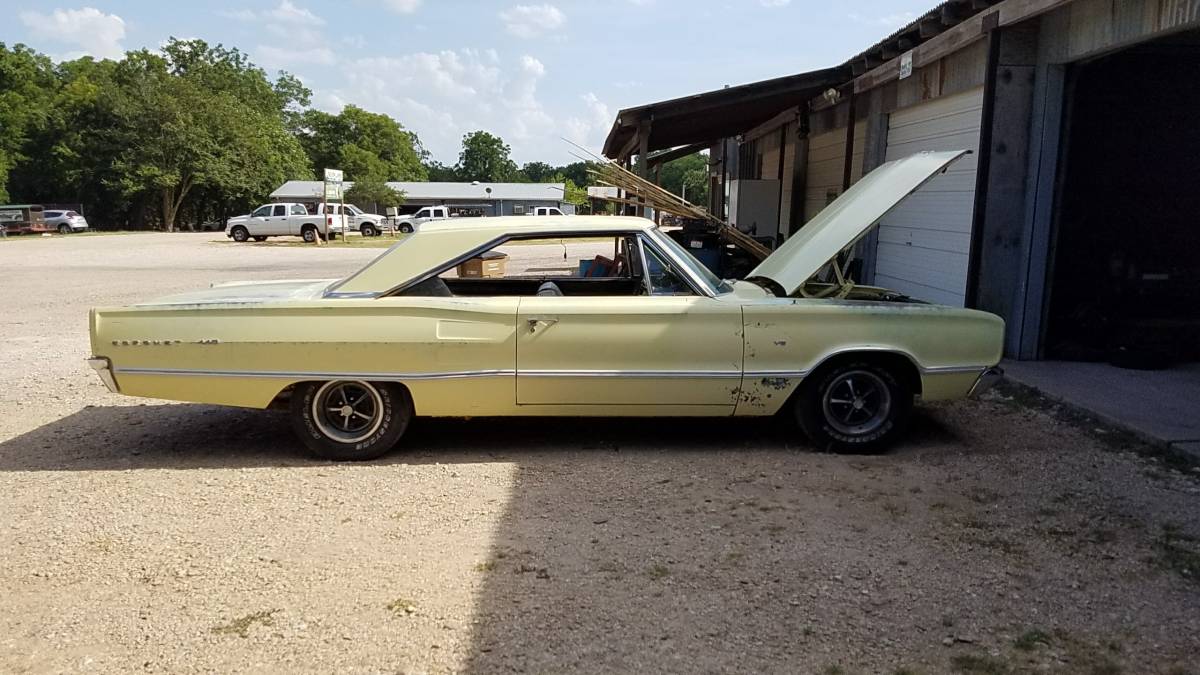 Dodge-coronet-1967-1
