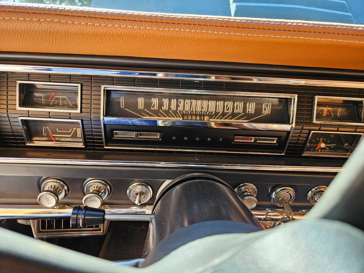 Dodge-coronet-rt-1967-custom-16