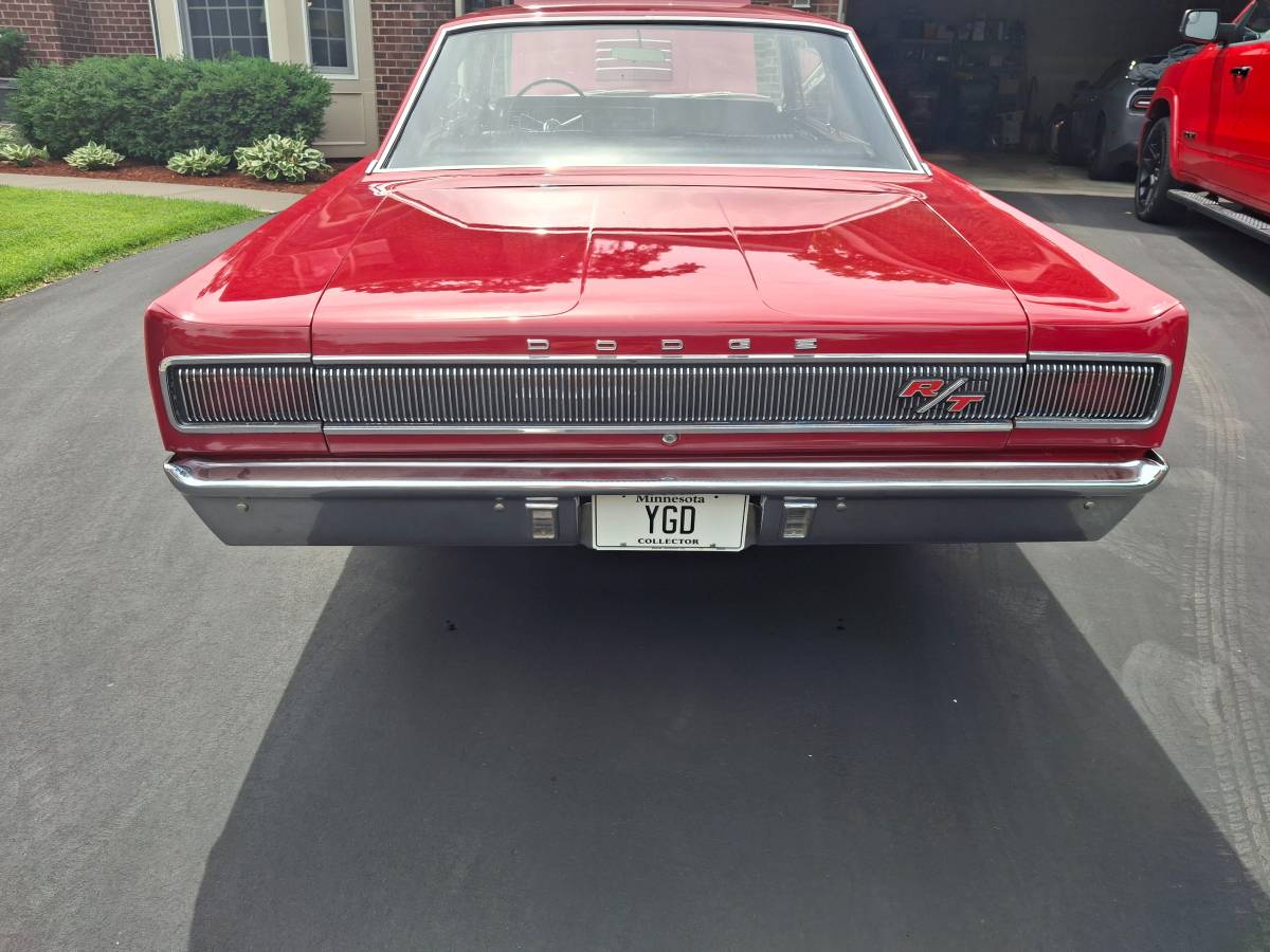 Dodge-coronet-rt-1967-red-4