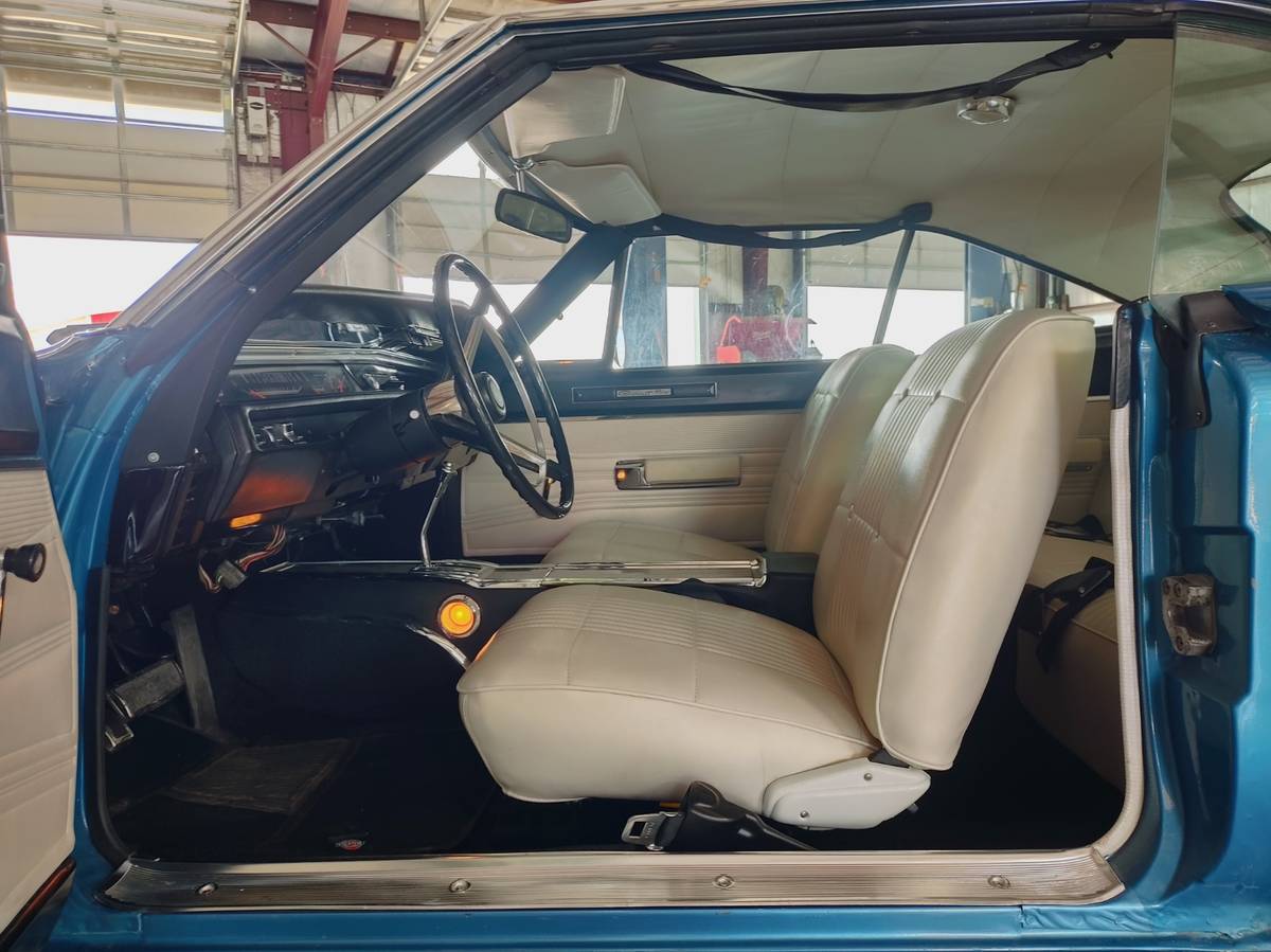 Dodge-coronet-rt-1968-10