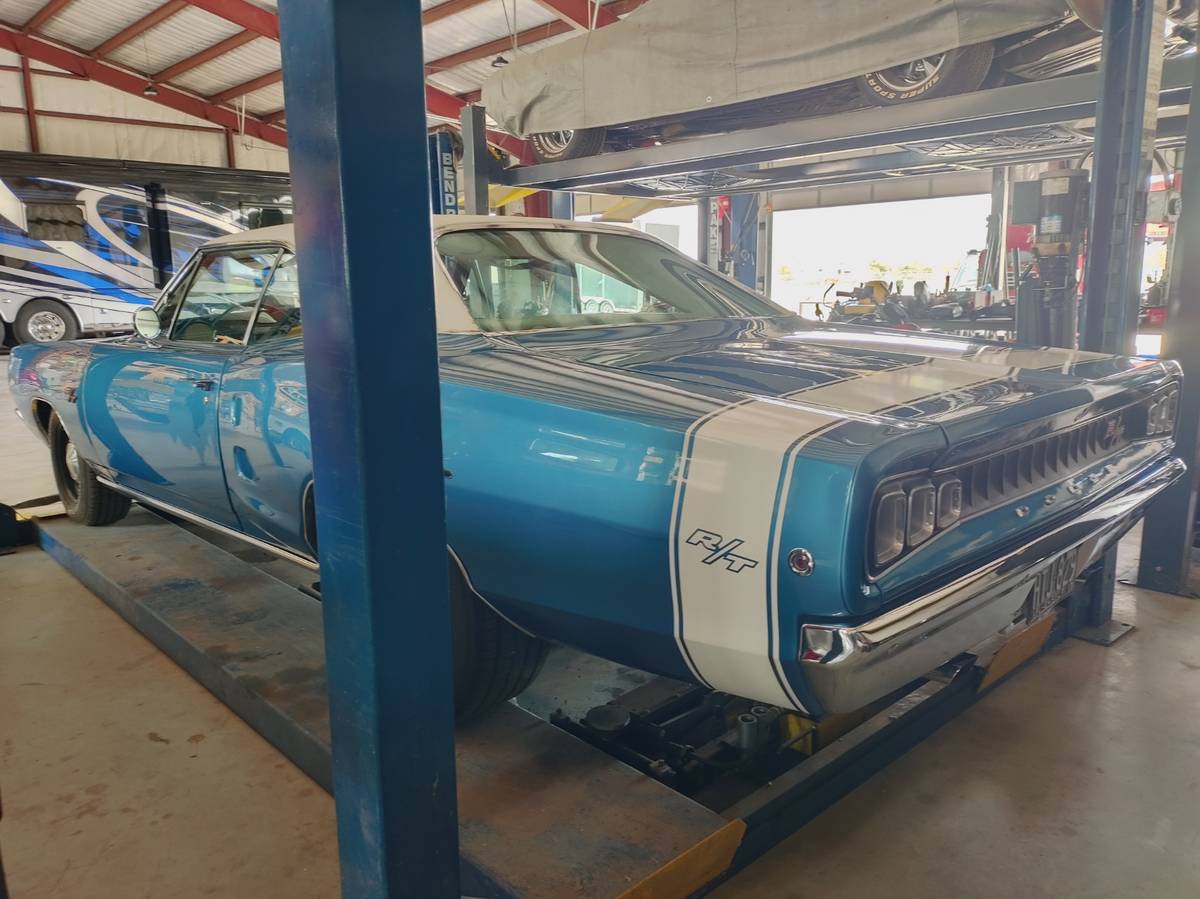 Dodge-coronet-rt-1968-19
