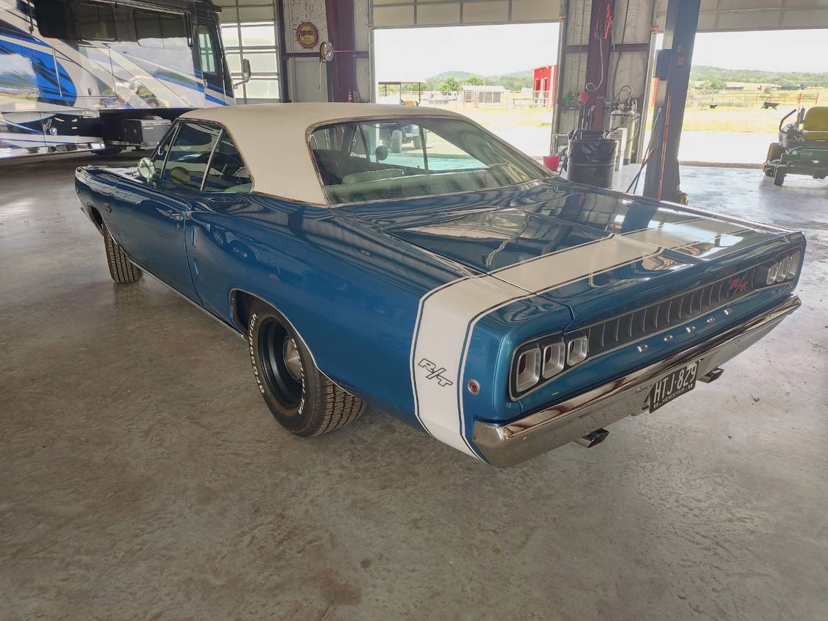Dodge-coronet-rt-1968-3