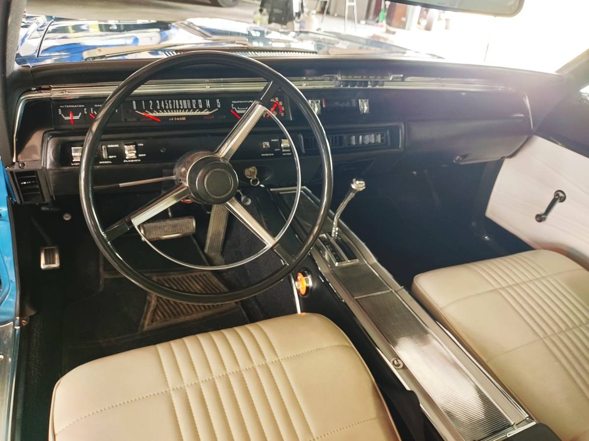 Dodge-coronet-rt-1968-6