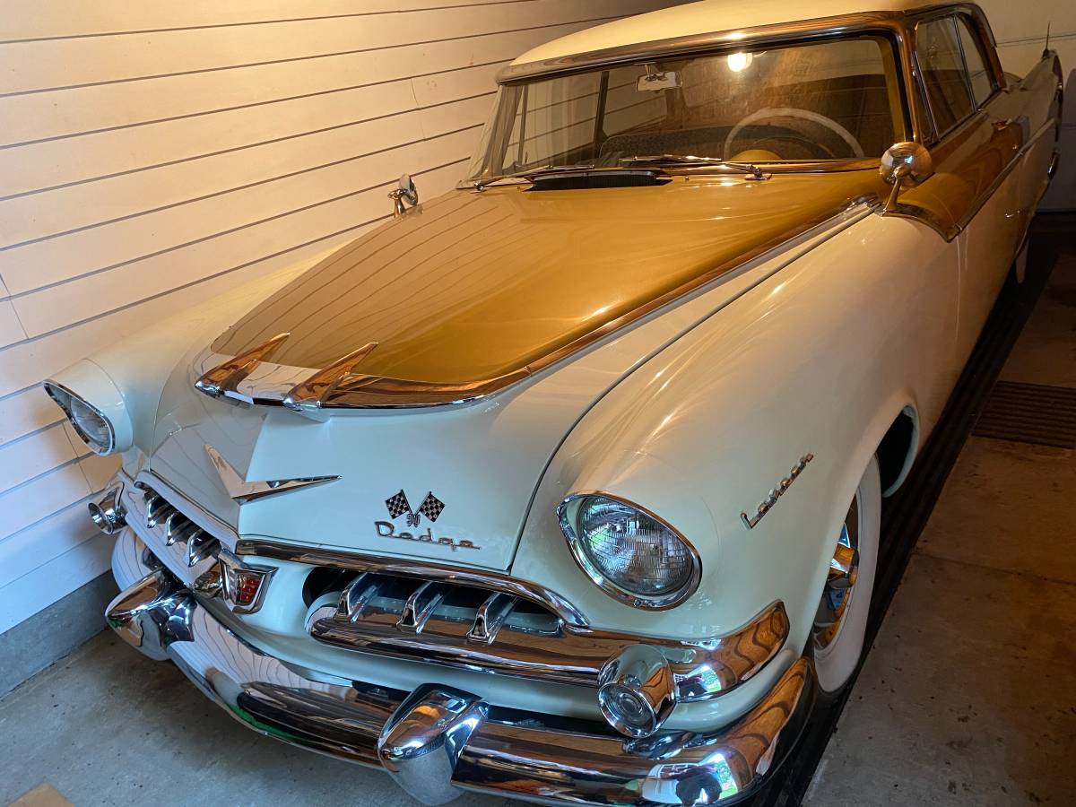 Dodge-custom-royal-lancer-d-500-1956-white