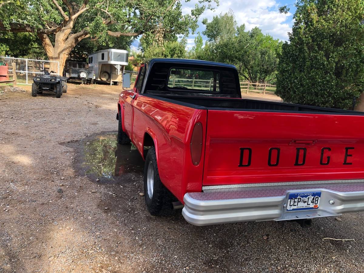 Dodge-d-100-1965-red-11