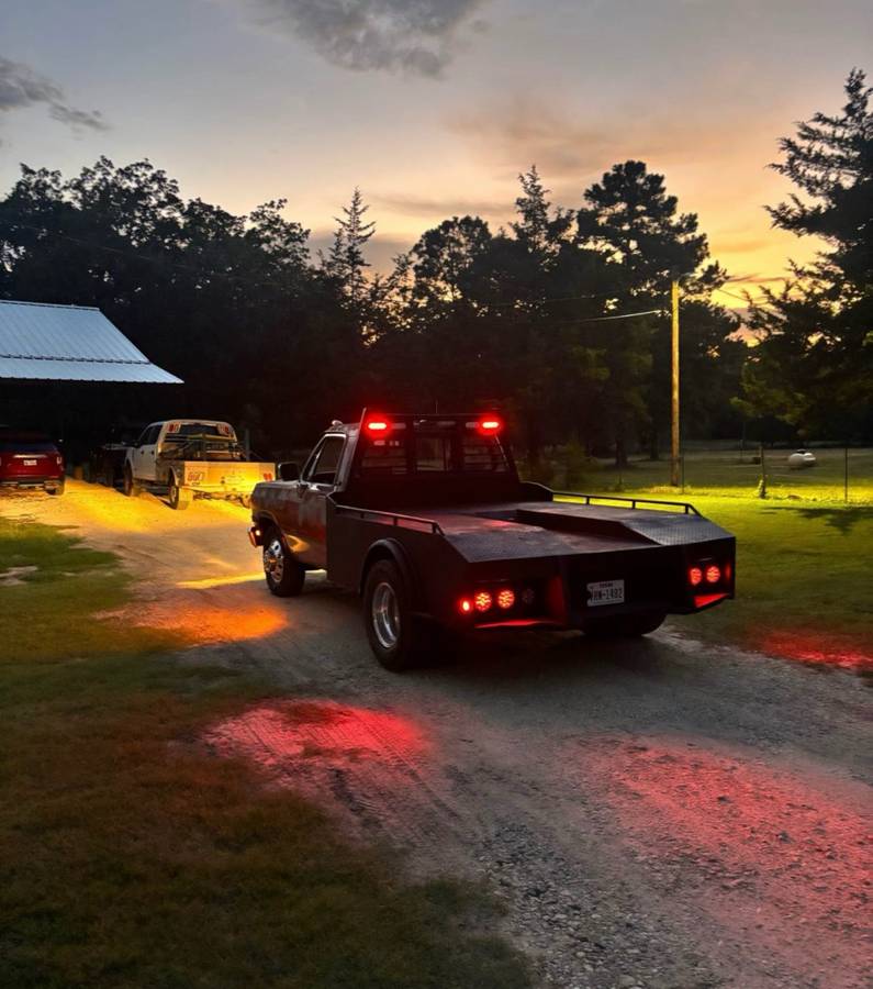 Dodge-d-350-diesel-1992-red-11
