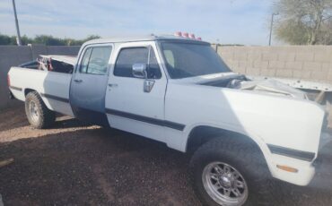 Dodge-d-series-350-diesel-1985-white-1