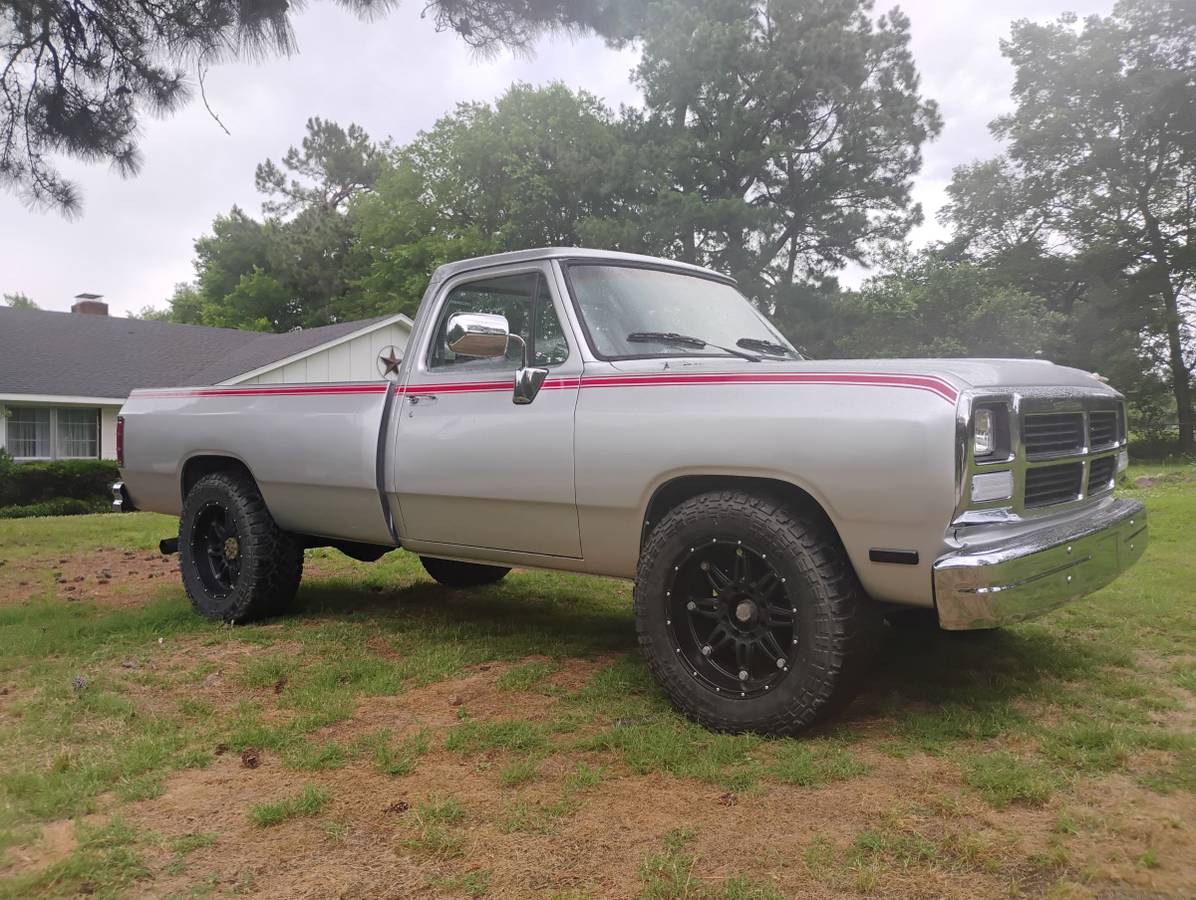 Dodge-d-series-d250-diesel-1991-grey-1
