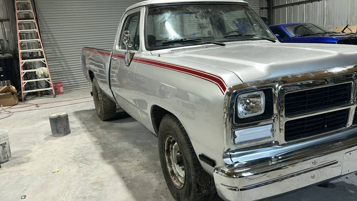 Dodge-d-series-d250-diesel-1991-grey-4