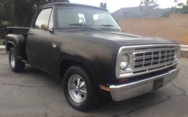 Dodge-d100-1972-custom