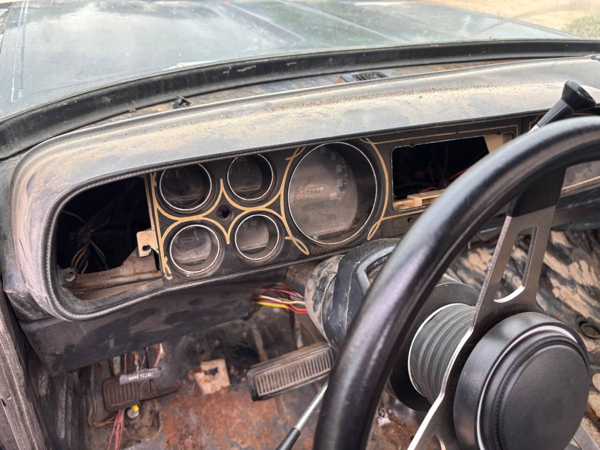Dodge-d100-1976-black-12