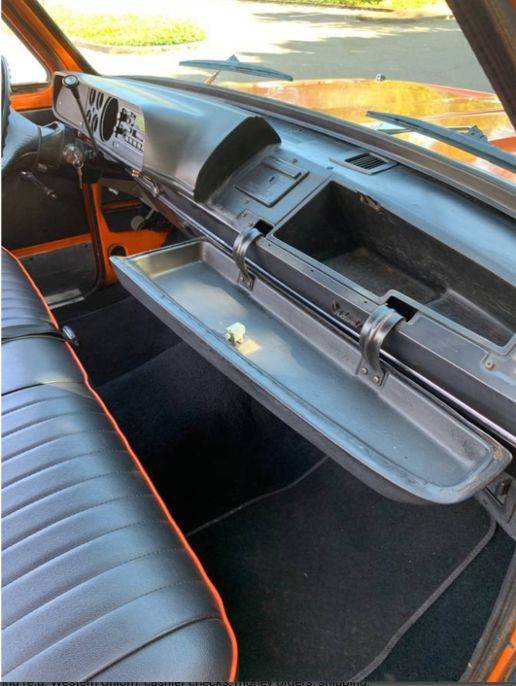 Dodge-d100-1978-orange-7