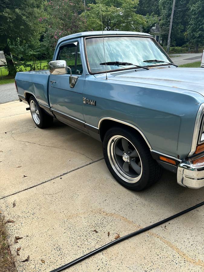 Dodge-d100-1989-blue-1