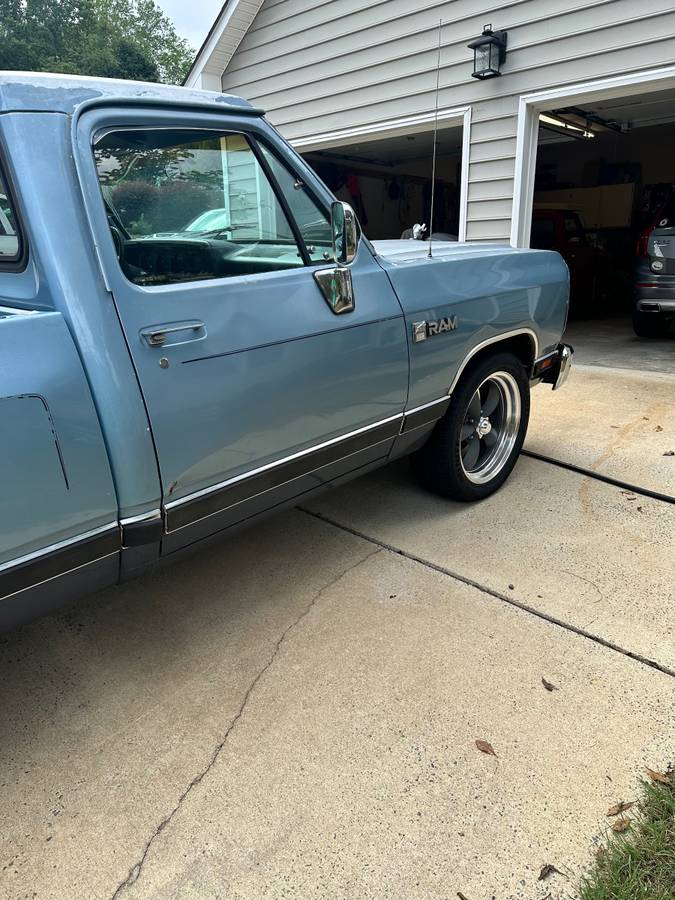 Dodge-d100-1989-blue-9