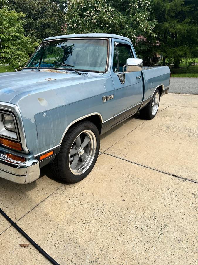 Dodge-d100-1989-blue