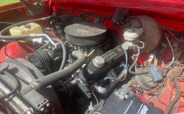 Dodge-d150-1984-red