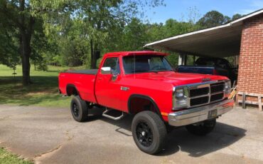 Dodge-d150-1984-red-8