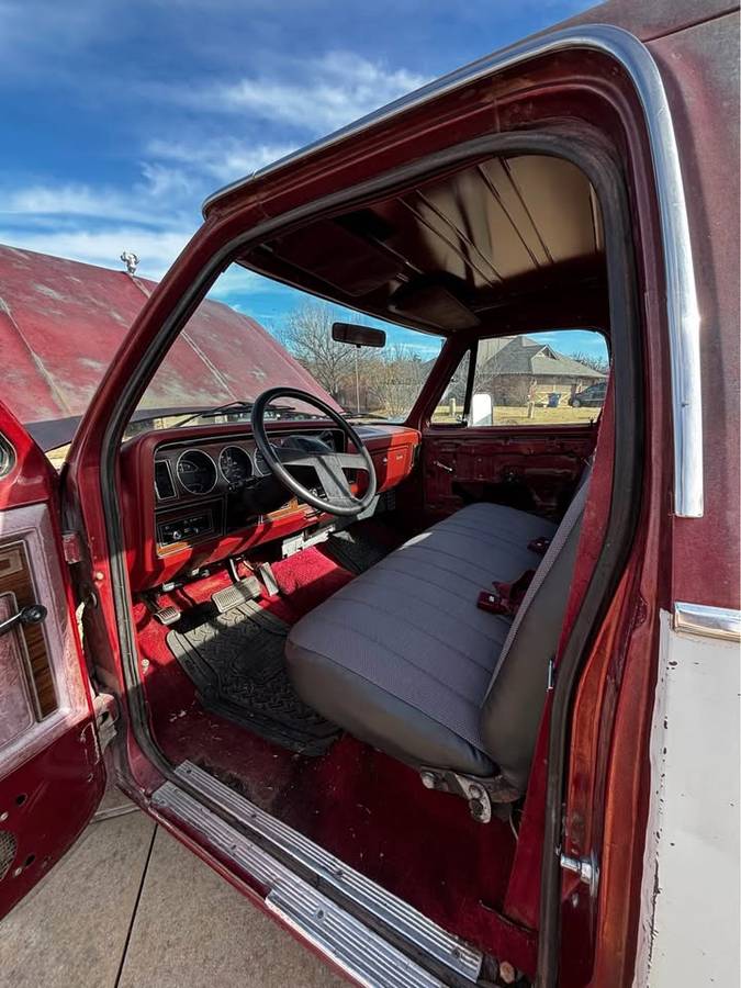 Dodge-d150-1985-red-2