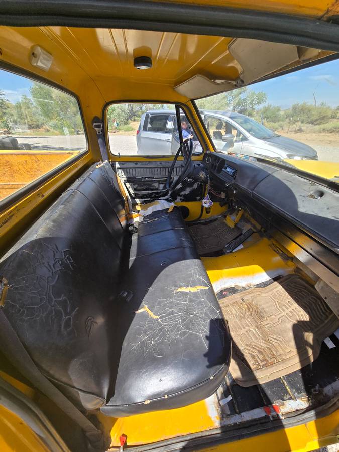 Dodge-d200-1976-yellow-2