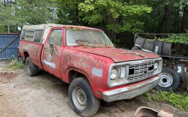 Dodge-d200-1978-red-10