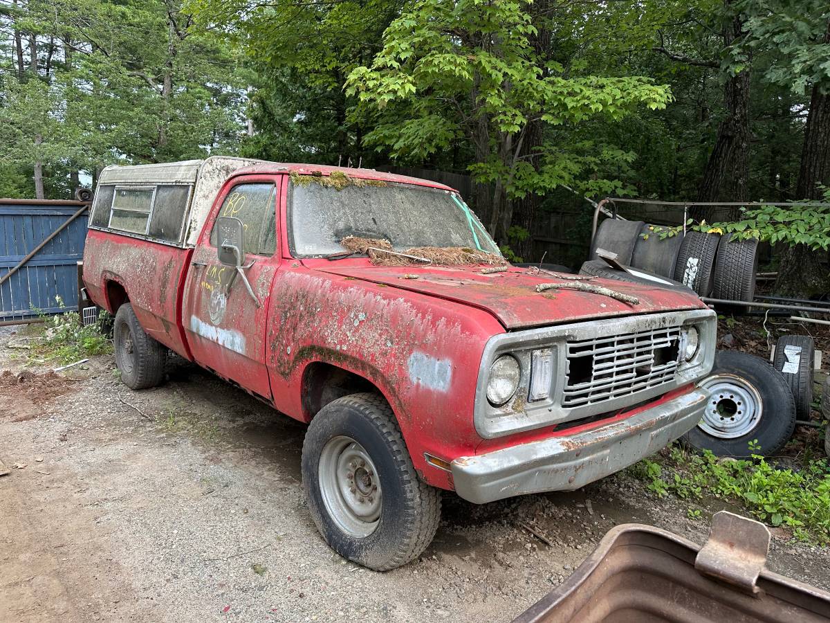 Dodge-d200-1978-red-10