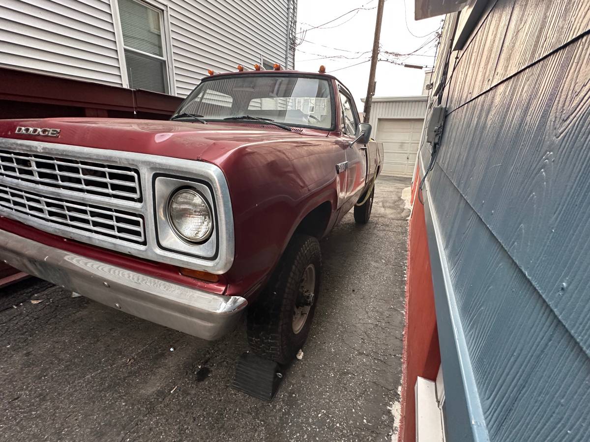 Dodge-d200-1978-red-2