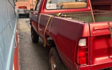 Dodge-d200-1978-red-3