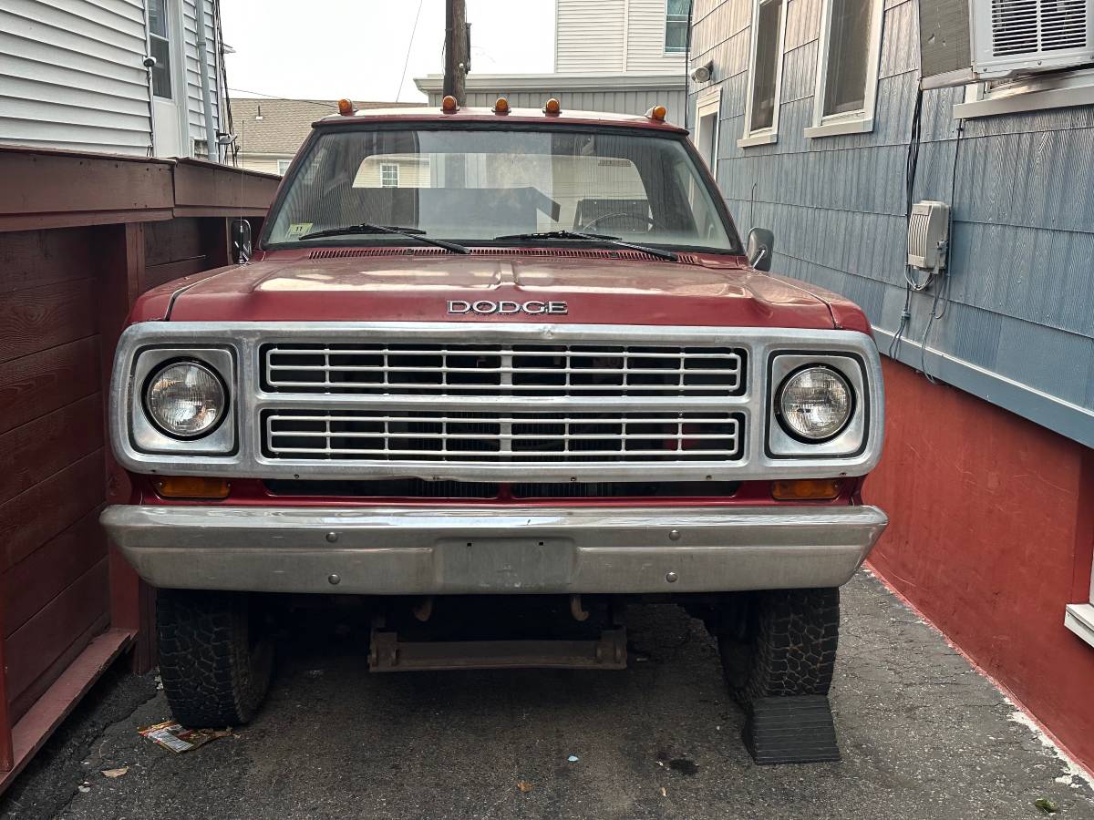 Dodge-d200-1978-red-7