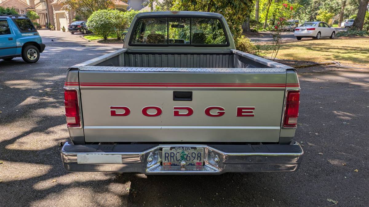 Dodge-dakota-1991-grey-6