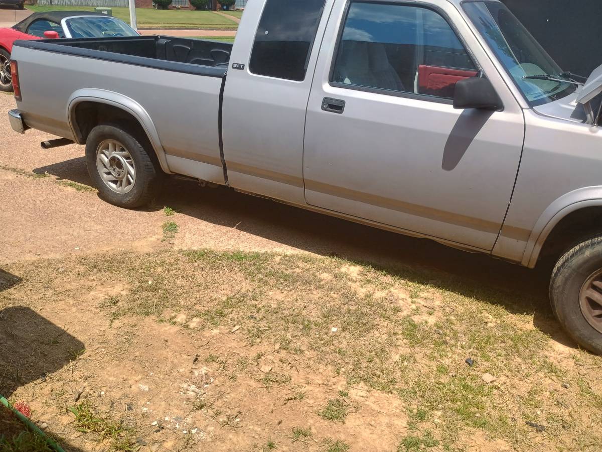 Dodge-dakota-1994-grey-2